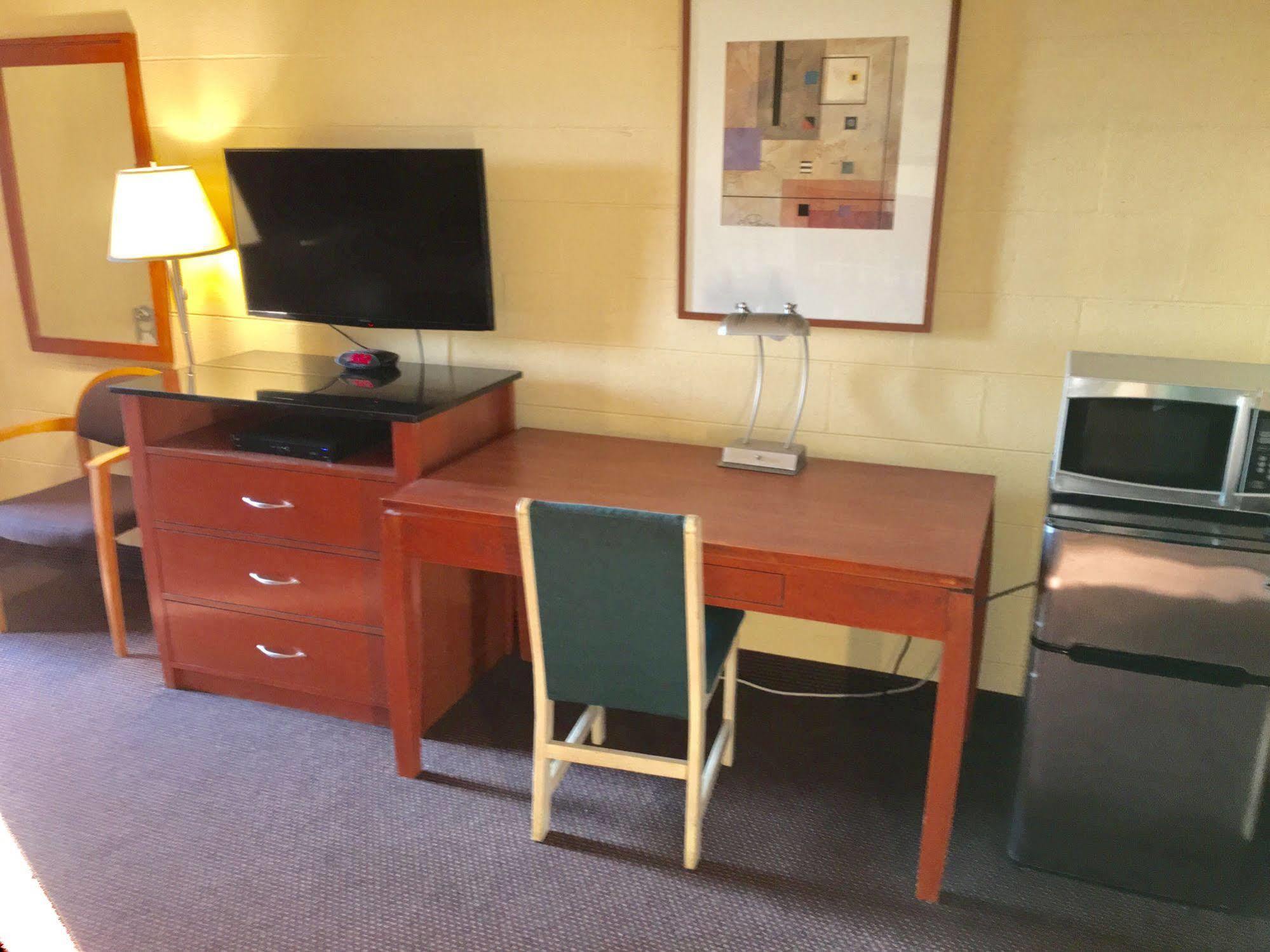 Town & Country Motel Livingston Exteriér fotografie