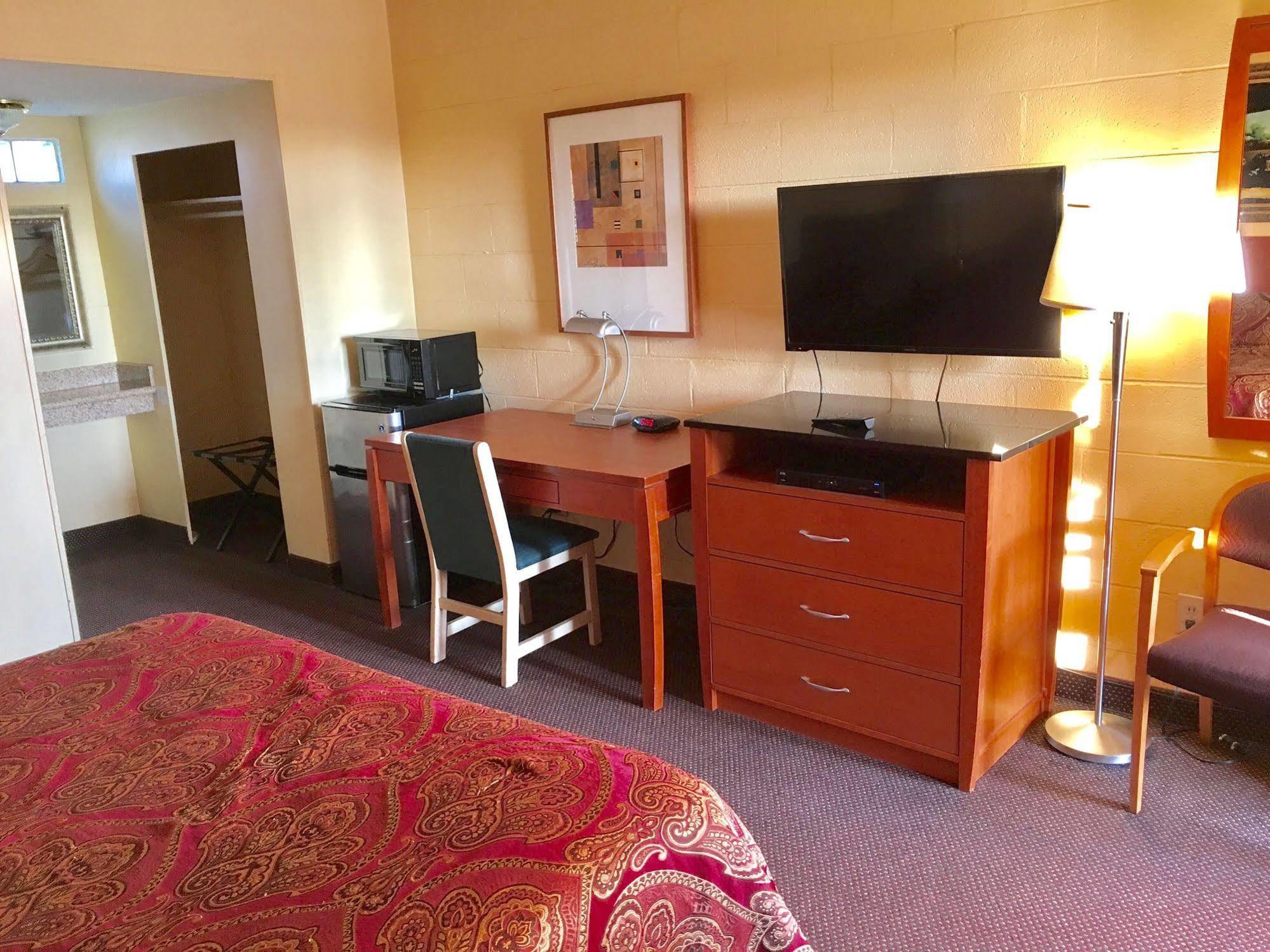 Town & Country Motel Livingston Exteriér fotografie